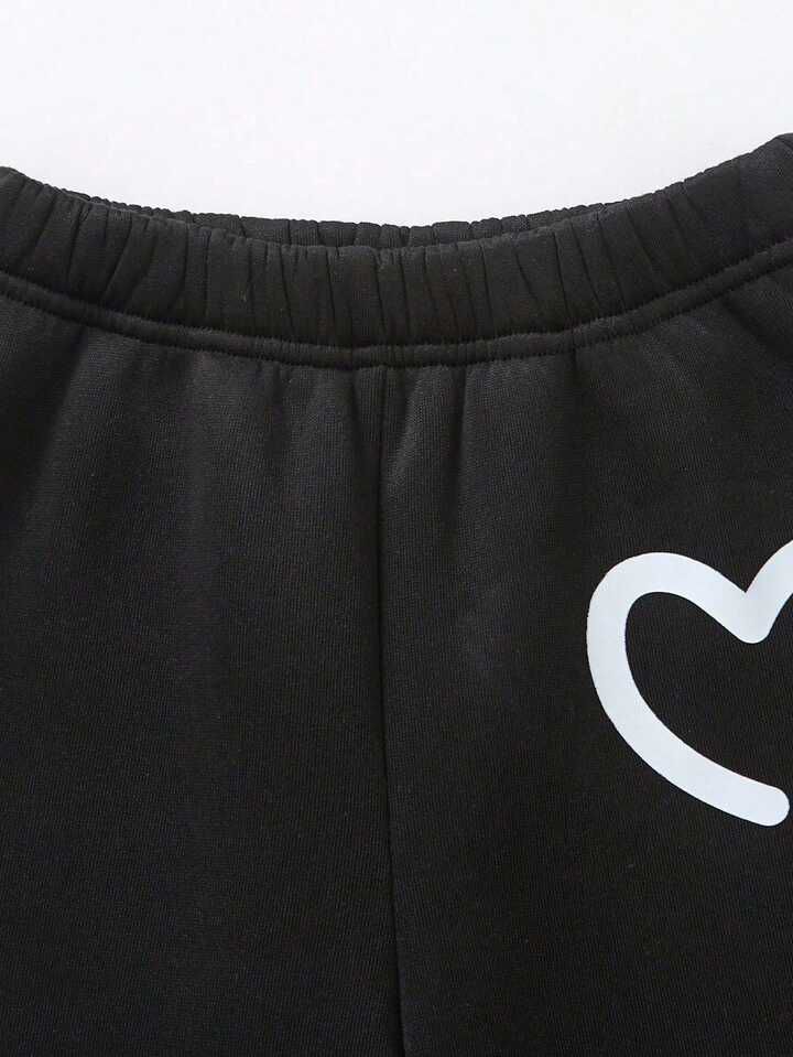 Glozin Kids Heart Printed Tracksuit Set – Cute Sweatshirt & Jogger Outfit for Girls & Boys (1–14 Years)